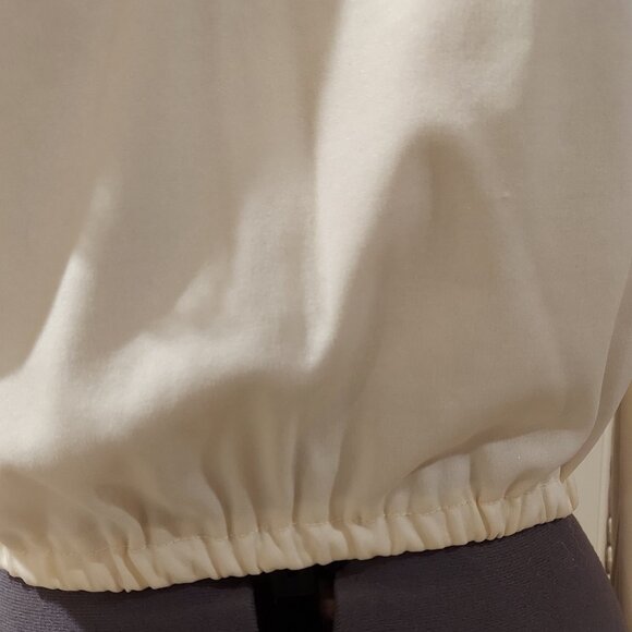 Vintage 70's Ivory Victorian Style Knit Fabric Blouse XSP - Picture 8 of 9